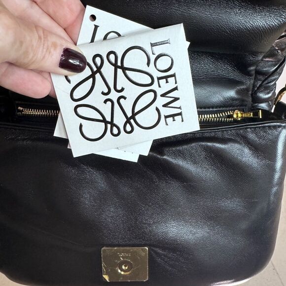 Loewe Puffer Goya Pleated Shiny Lambskin - Black NWT - Picture 10 of 10